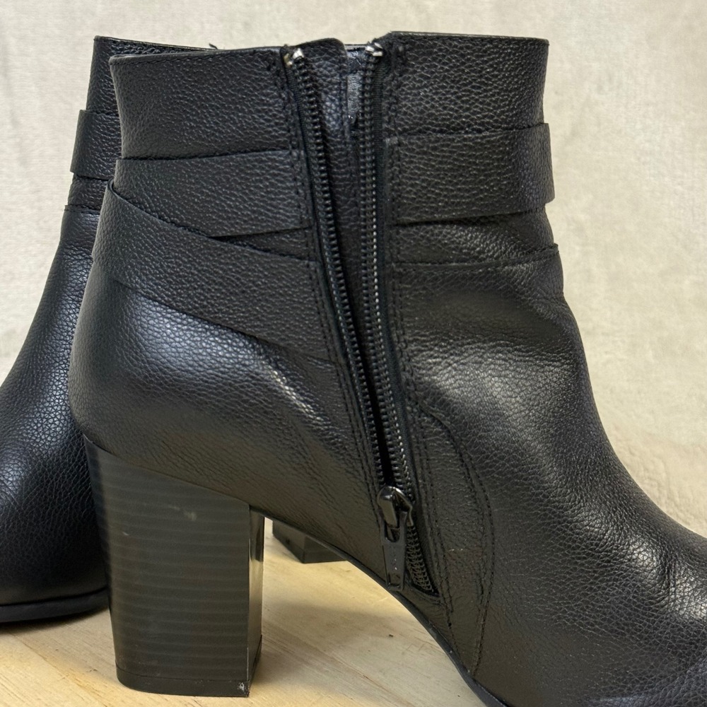 Cole Haan Signature Grand.OS Pebbled Leather Buckle Ankle Boots W02756 8.5B - Picture 9 of 16